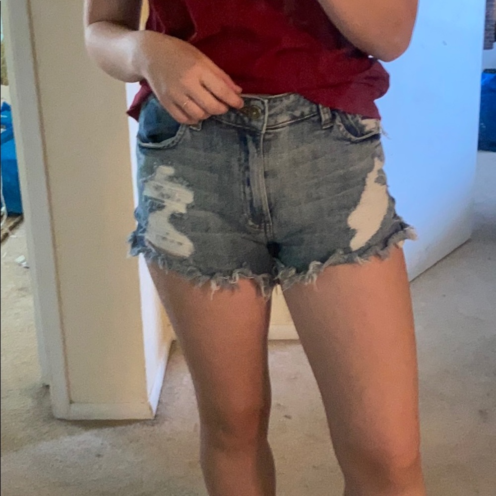 Jean Shorts - Picture 3 of 3